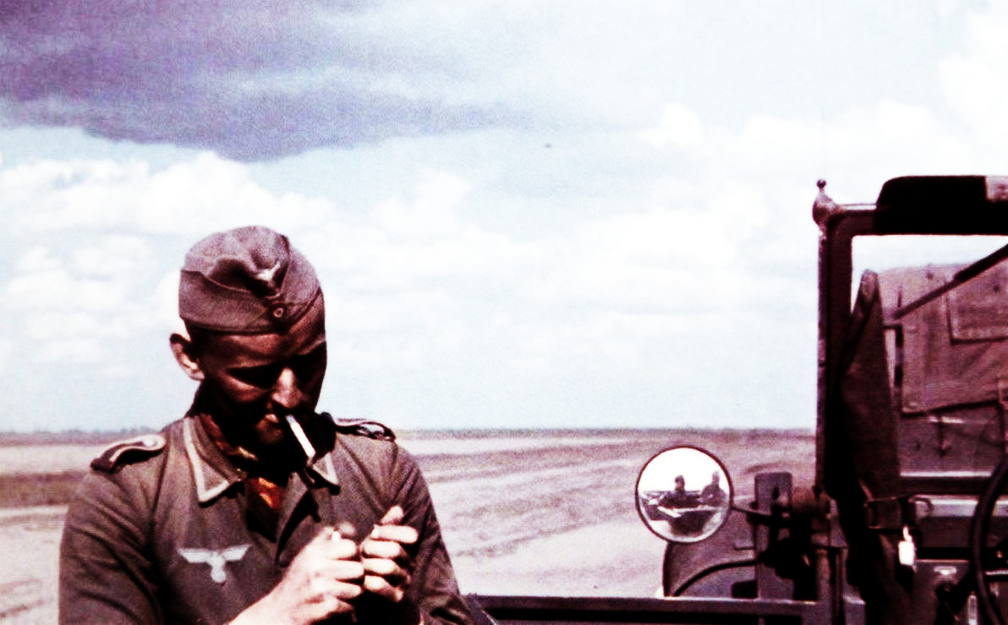 一组老照片,二战时期的苏德战场,当时苏联和德国几乎是最强武装力量的