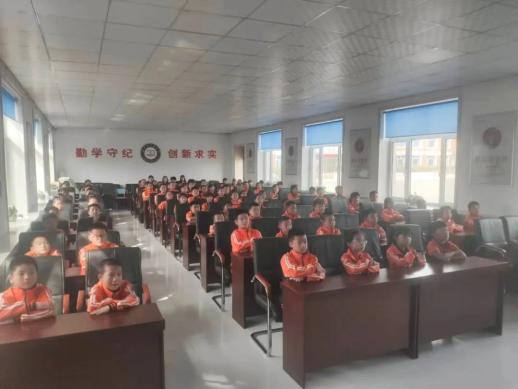 第106次公众开放日|木兰县人民法院云端开放走进东兴镇育红小学