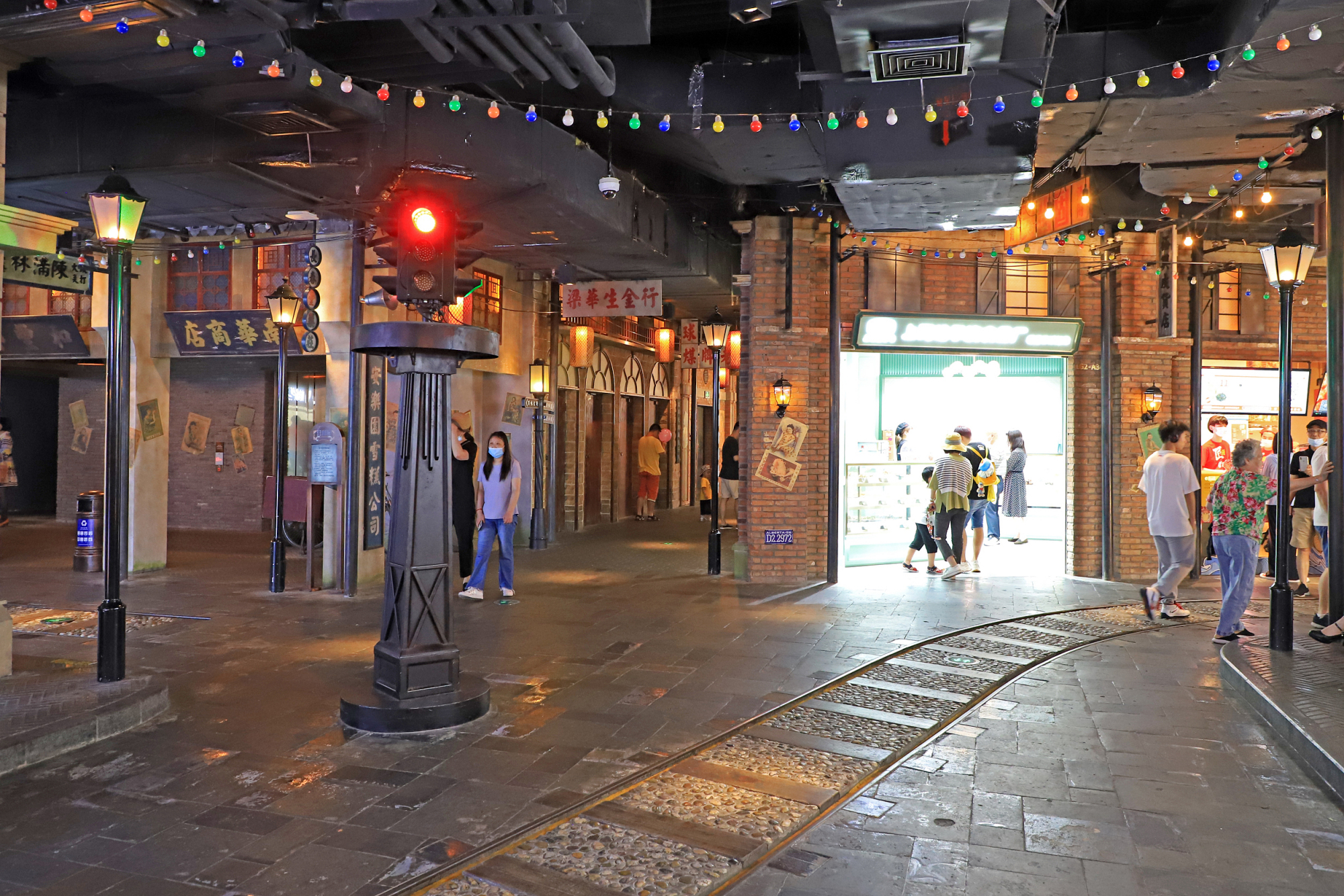 1192弄老上海风情街 图片来源:cfp