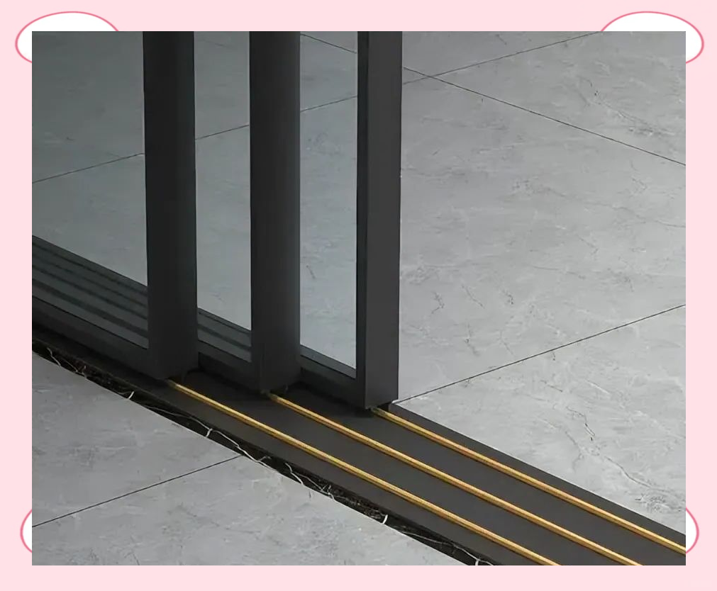 探索推拉门新选择:极简地轨引领装修新潮流