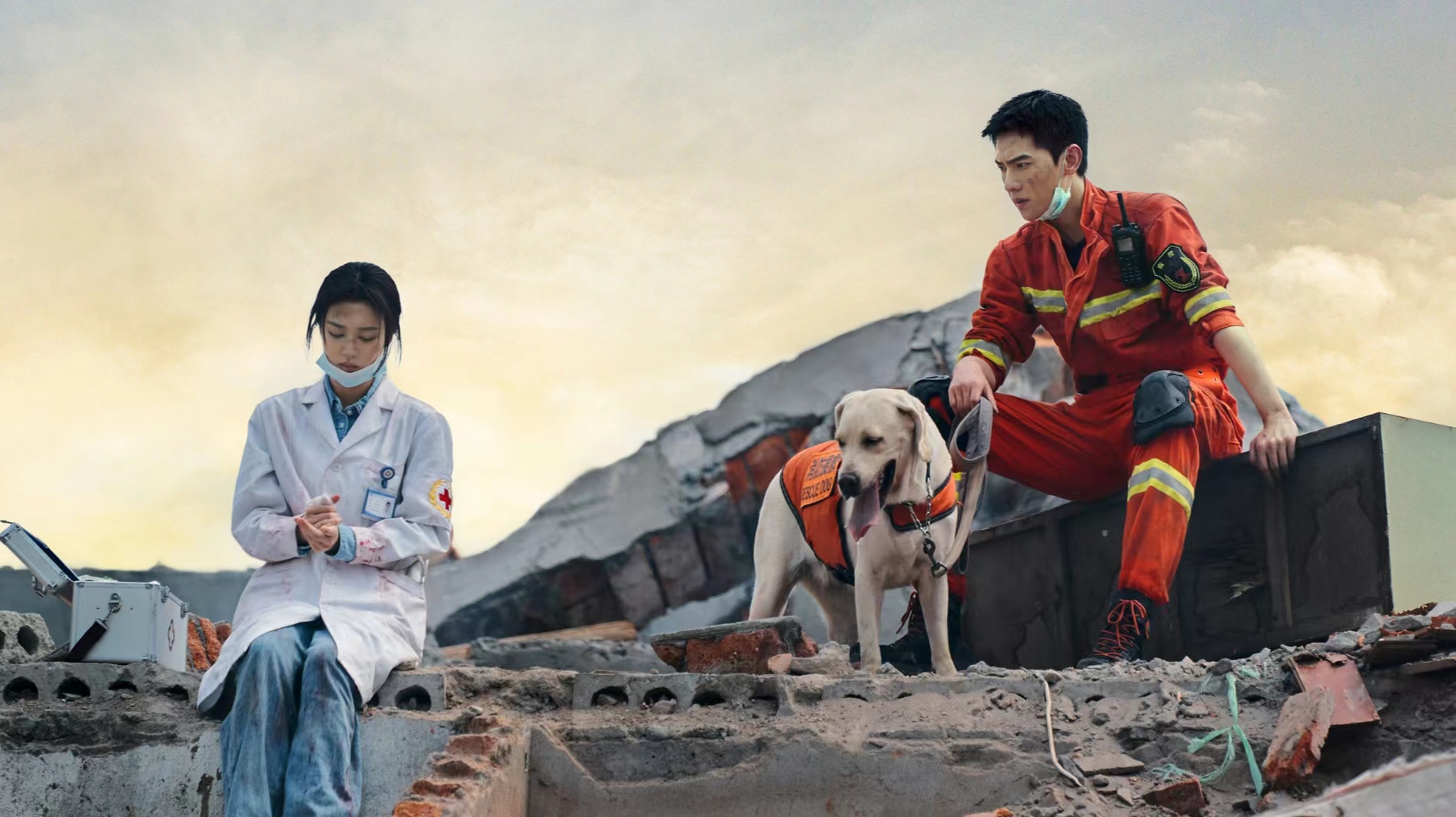 杨洋王楚然我的人间烟火开播,爱情名场面太燃了