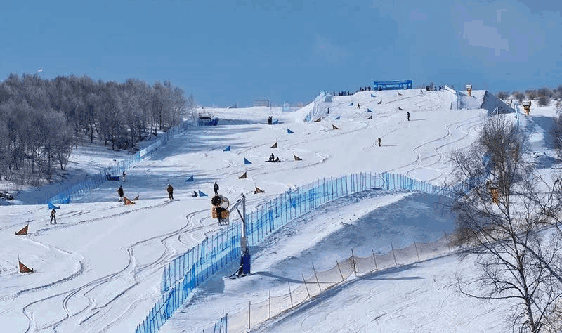 2022年2月,云顶滑雪公园将举办冬奥会单板滑雪及自由式滑雪的比赛