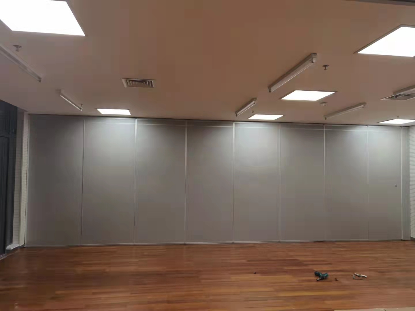 宴会厅会议室隔音活动隔断墙高屏风酒店办公室餐厅包间推拉折叠门