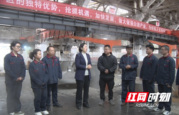 全国政协常委滕树静积极宣讲全国两会精神