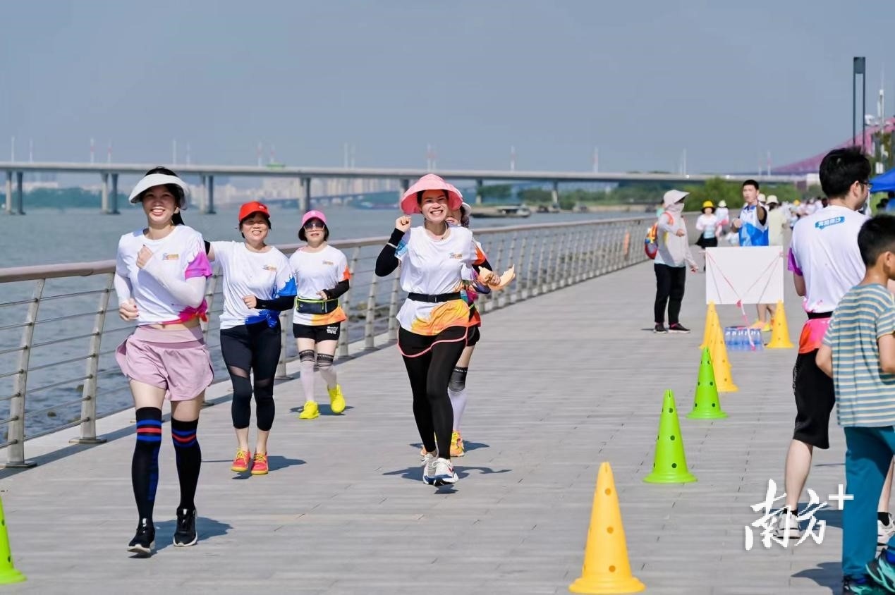 多圖 視頻|擁抱水天一色,南沙街道彩虹泡泡跑火熱開跑