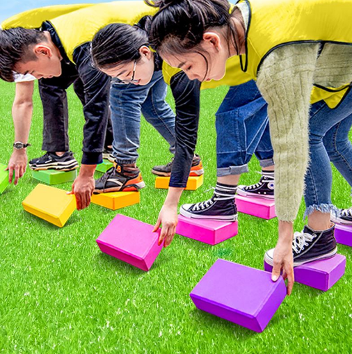 单人摸石头过河游戏技巧,保持半蹲姿势,取胜很轻松!