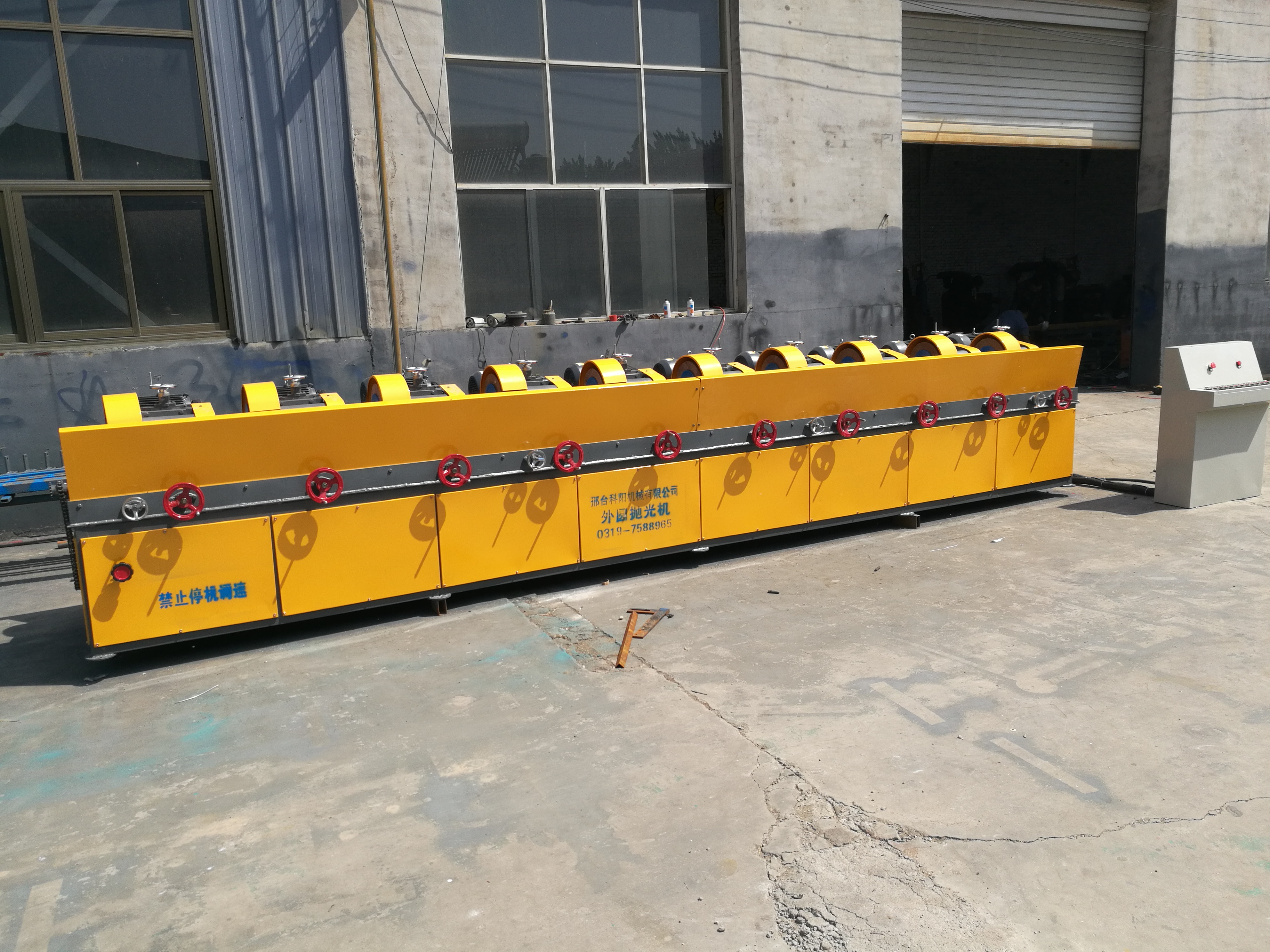 大型圆管除锈机高效率抛光