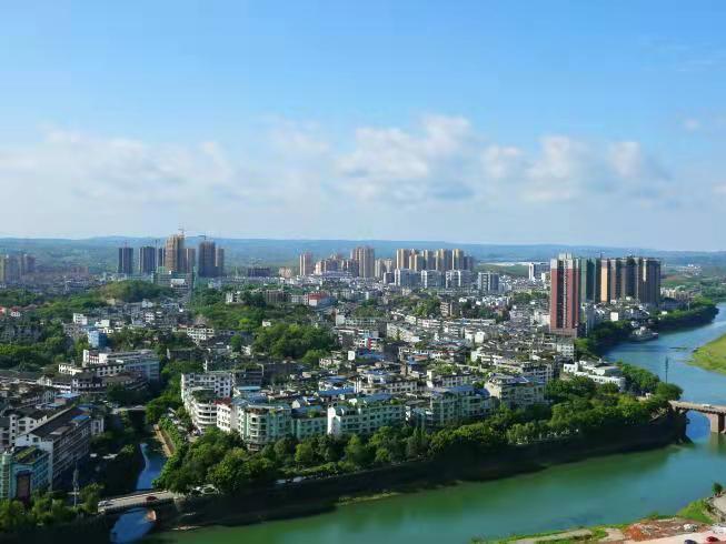 四川宜宾长宁举行高铁新区土地出让推介会 嘉宾实地感受城市发展速度