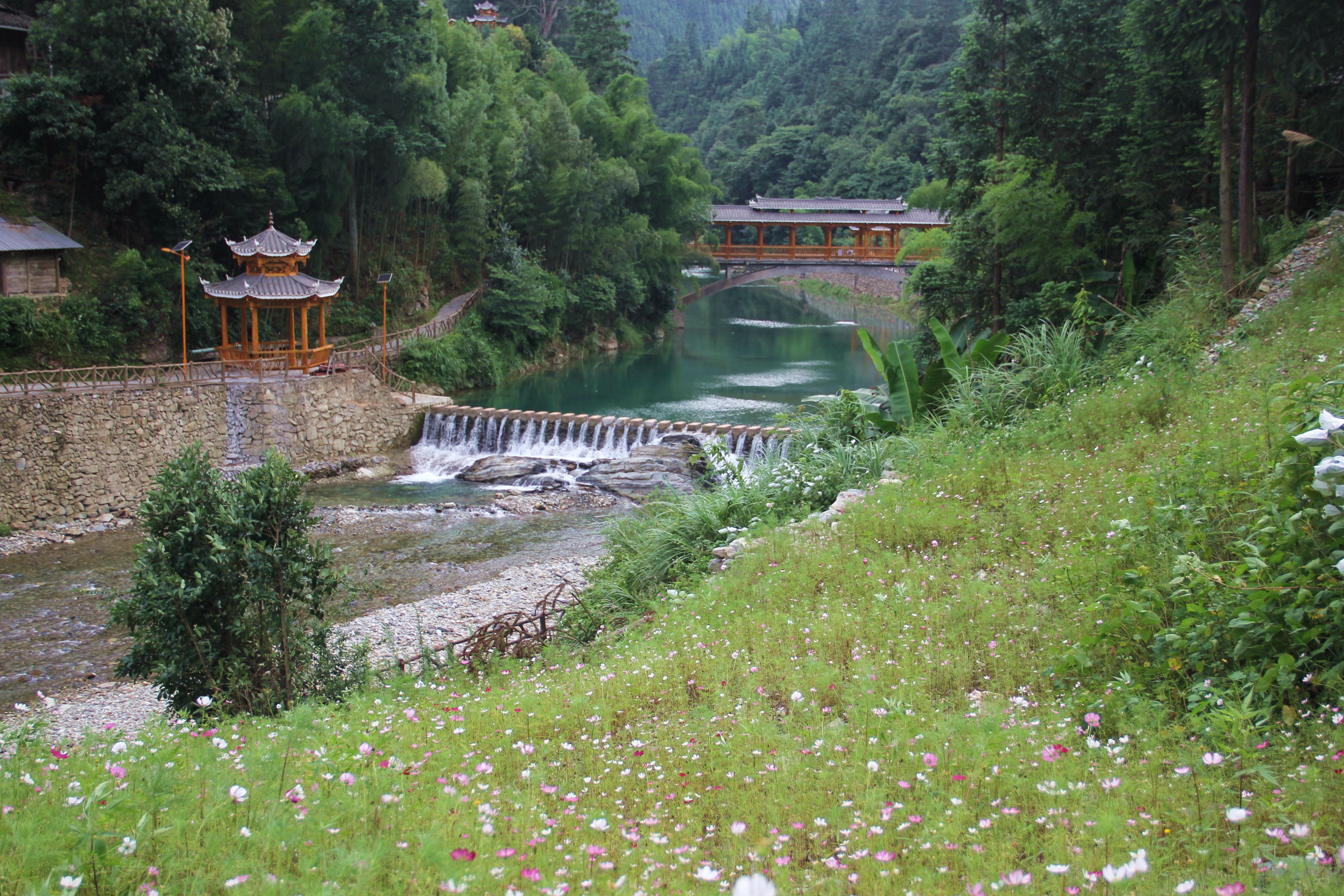 加榜乡下尧寨:以山为依,以水为韵