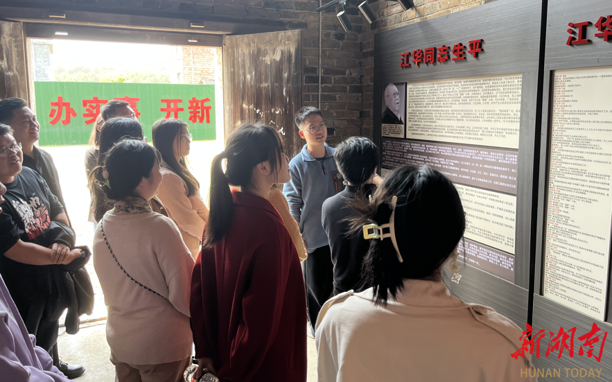 罗良:在基层淬炼中砥砺前行 以青春力量奉献家乡