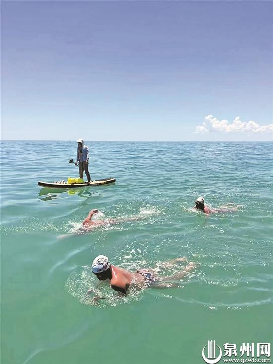 横渡里程约23公里 泉州三勇士成功横渡琼州海峡