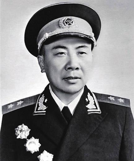 少将齐钉根:作战勇猛,性烈如火,因妻子一张合影,36年没释怀