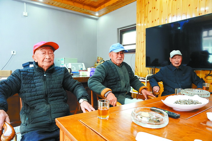 南山村村委书记图片