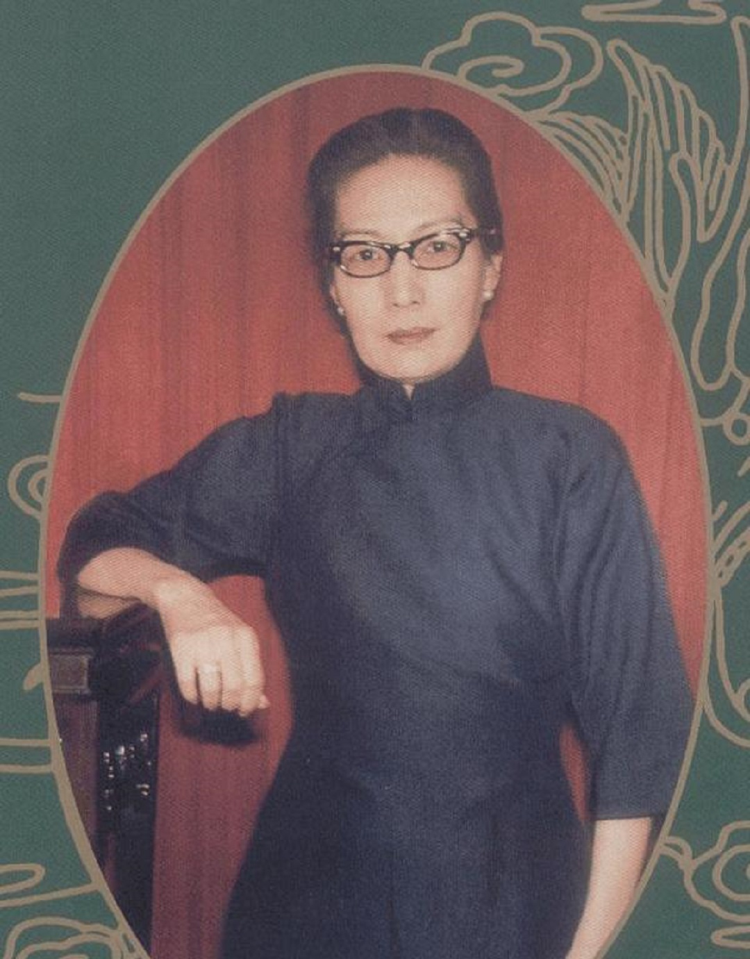 孟小冬评价两任丈夫,第一任就是个伪君子,第二任实为真"流氓"