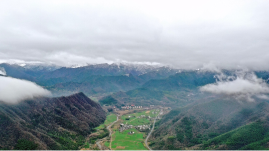 二月东黄山 景色美如诗