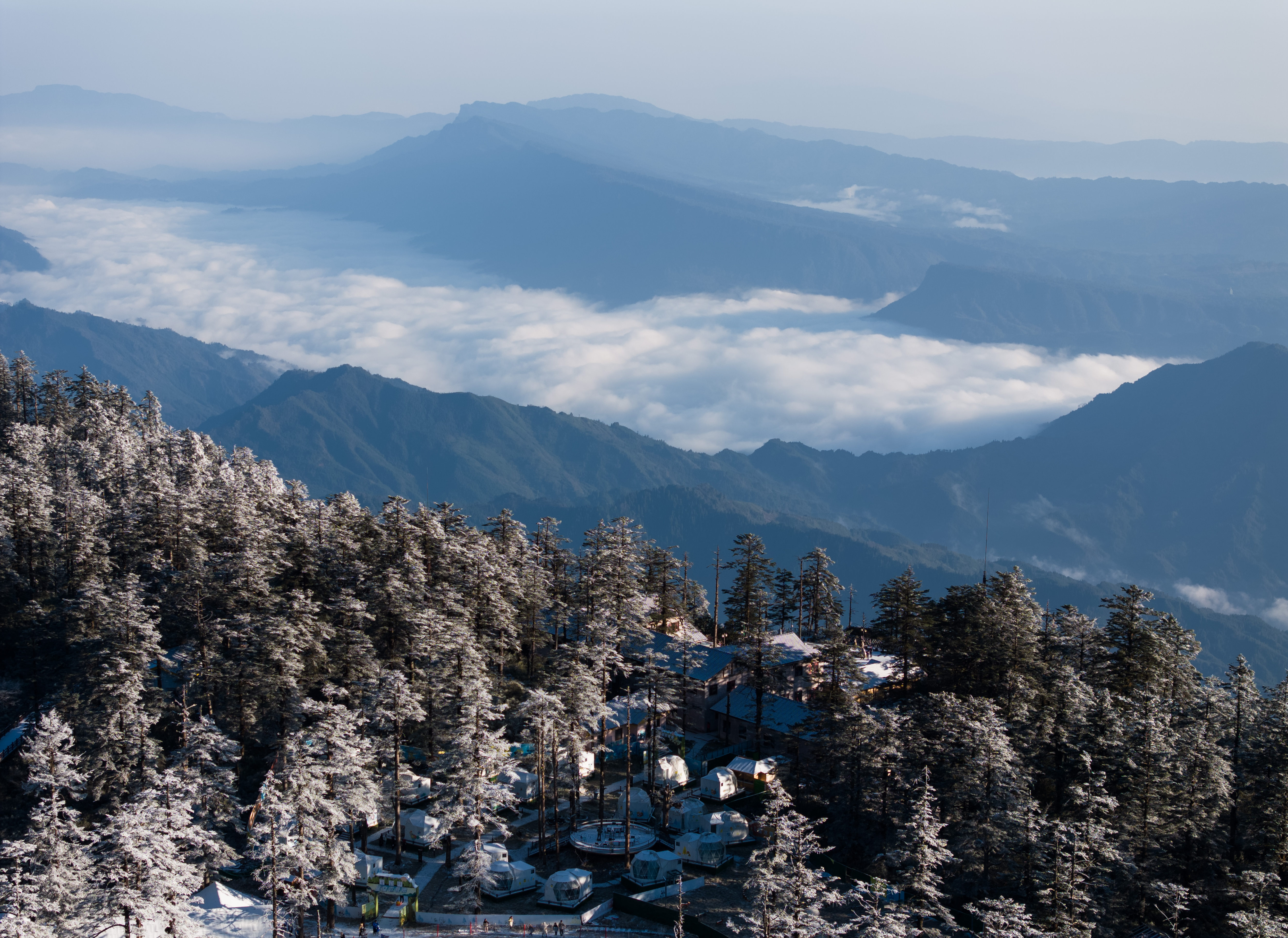 (环境)冰雪瓦屋山