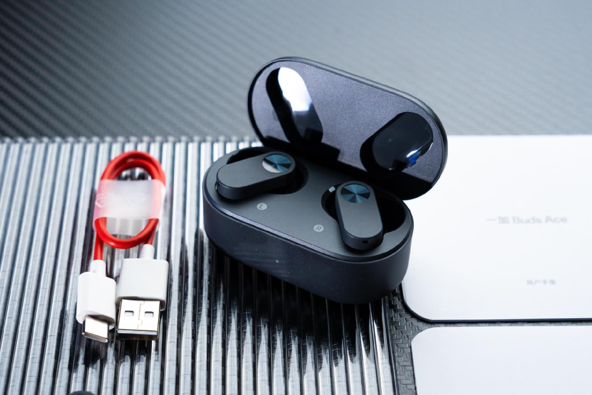 质感无敌!全新来袭:一加 buds ace真无线降噪蓝牙耳机