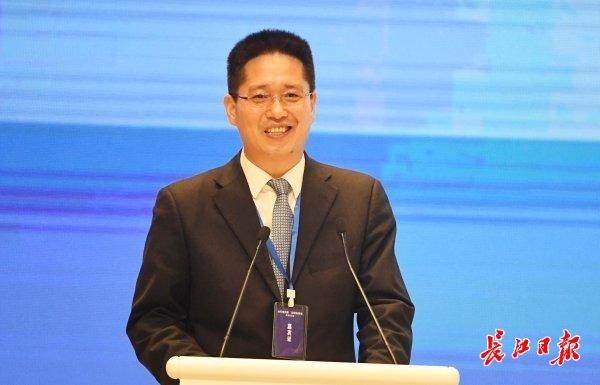 武汉钢铁有限公司党委书记兼执行董事吴小弟:以3a旅游景区为标准,打造