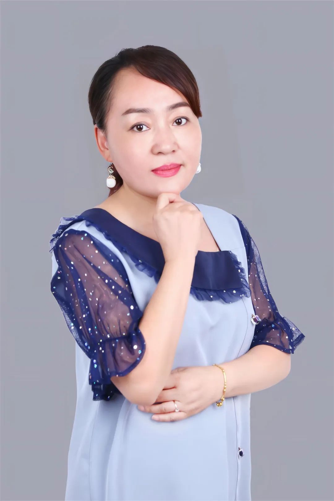 心中向阳 温暖有光 记羊山新区第十一小学优秀教师陈慧