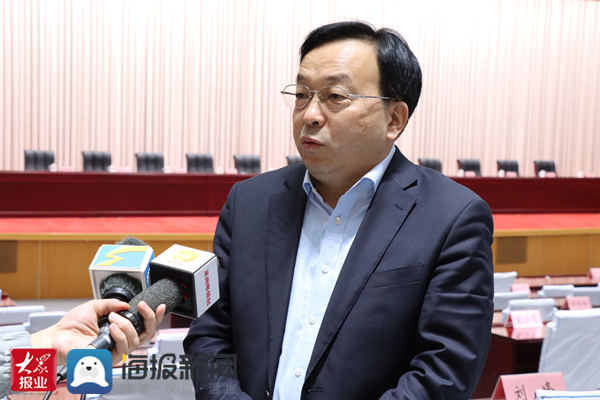 王庆霞:聚焦省市县重点项目 发挥好投资的关键性作用