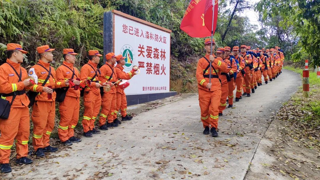 野外驻训丨政治工作生命线热潮涌动激发强大政能量