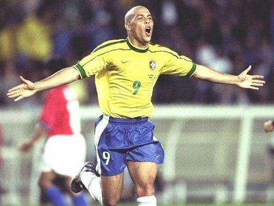 世界杯历史上,个人进球中世界波占比最大的球员是谁