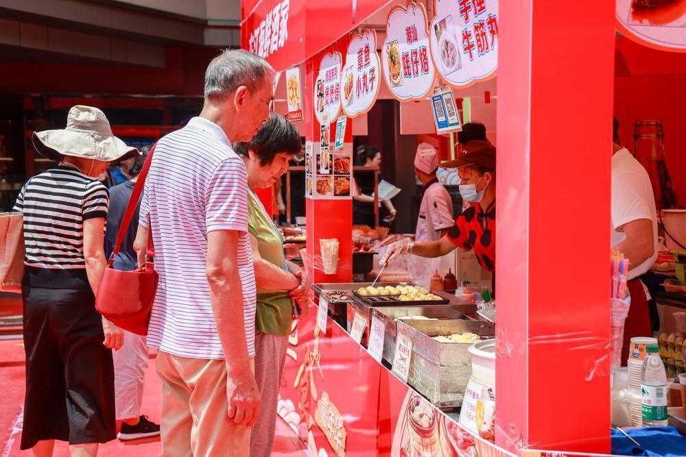 中华广场美食城图片