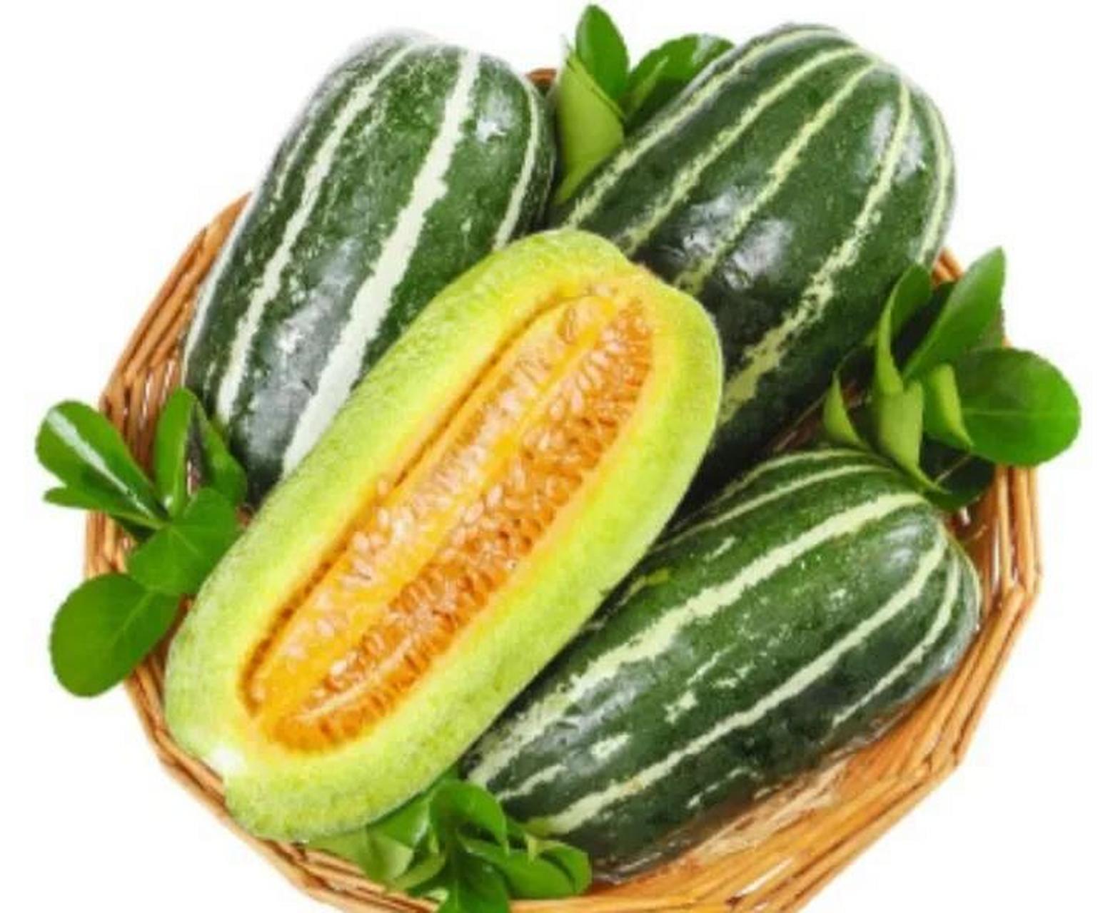 奉劝大家以后不要买这种甜瓜 昨天去超市买了几个花瓜 看着挺新鲜的