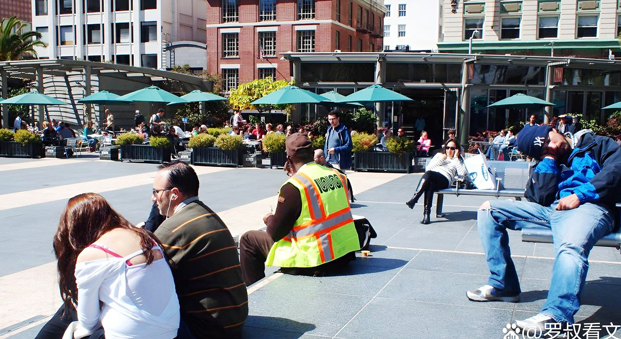 一位网友在美国兼职,月收入约4000美元!