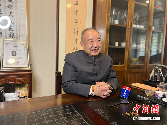 台湾国学教授定居合肥十年:传播中华传统文化让生活充实