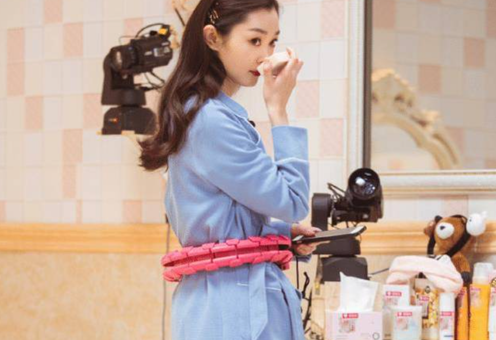 2021最新懒人减肥方法:"小腰精"宋轶同款智能呼啦圈,值得一试