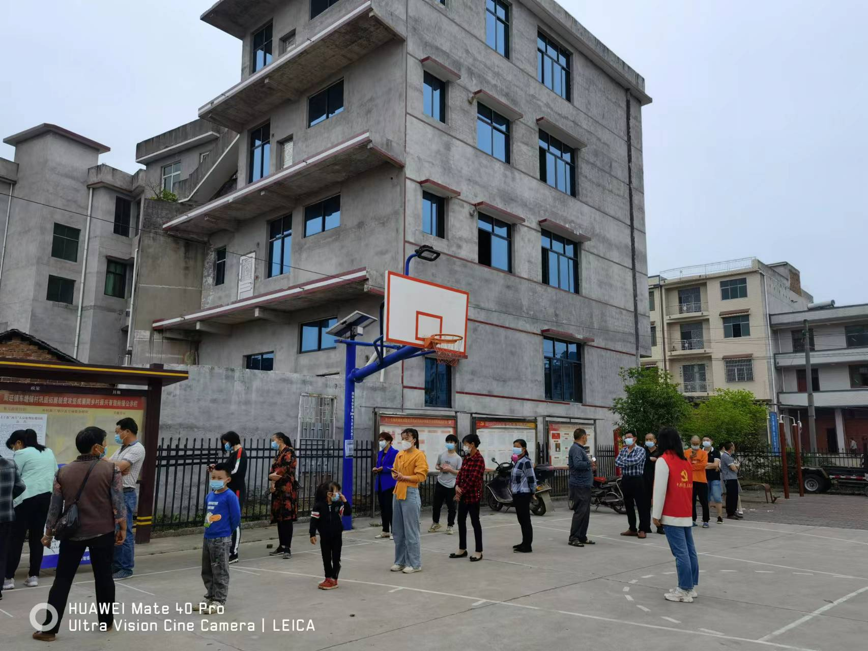 邵阳隆回县周旺镇车塘铺村:战疫情保春耕 不负农时不负春