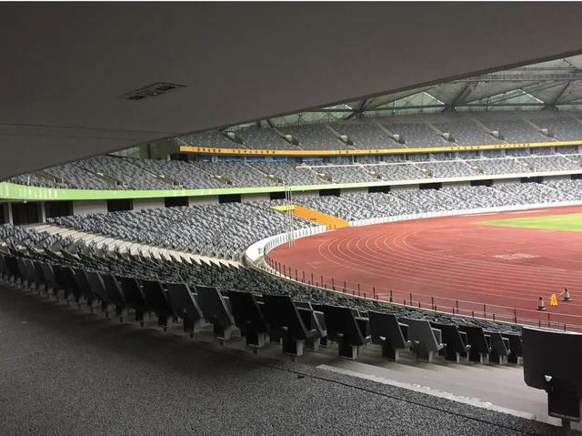 深圳市龙岗大运中心-体育场