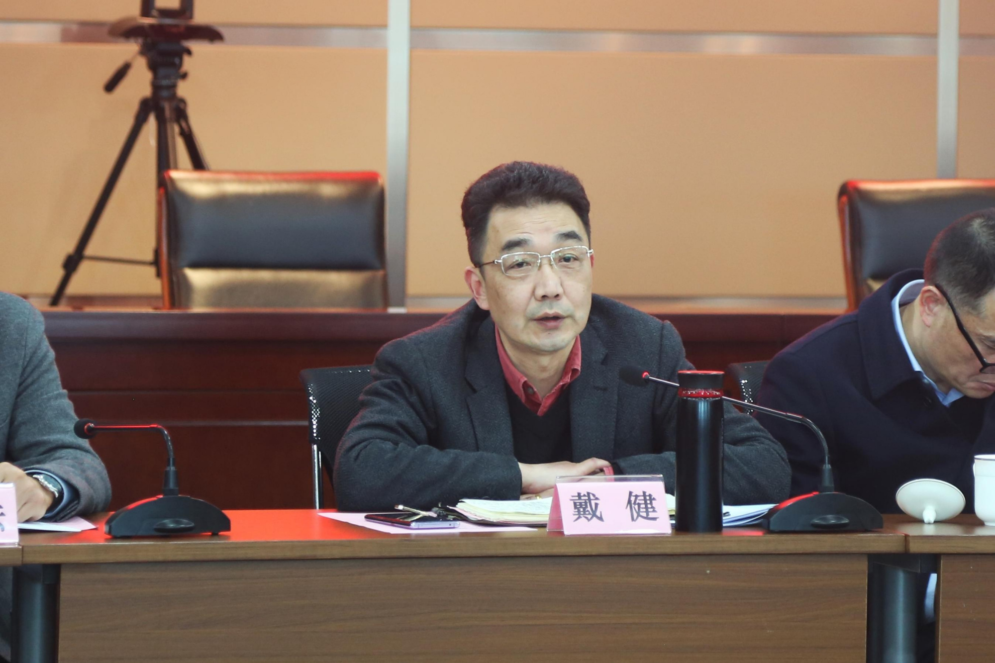 湖州中心城市房地产企业座谈会议召开