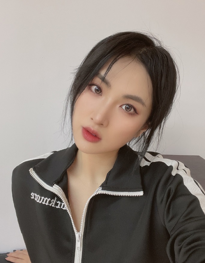 顶级千金姚安娜为长城汽车代言,被赞努力不啃老,是年轻人榜样