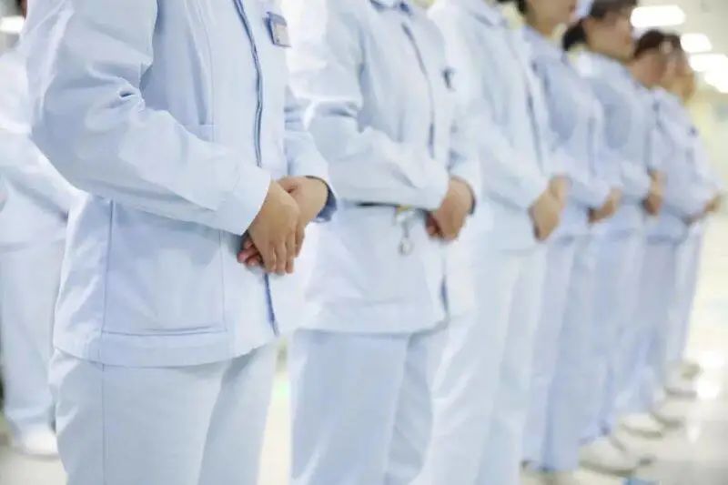 菏泽市郓城县人民医院开展护士礼仪培训活动