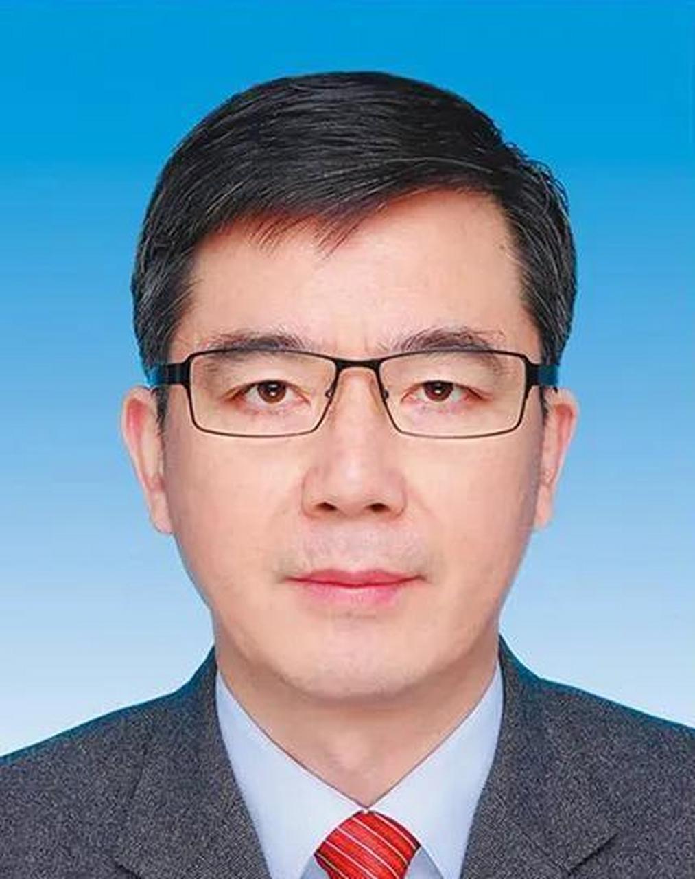 中央批准:熊茂平同志任辽宁省大连市委书记;省委决定:熊茂平同志任