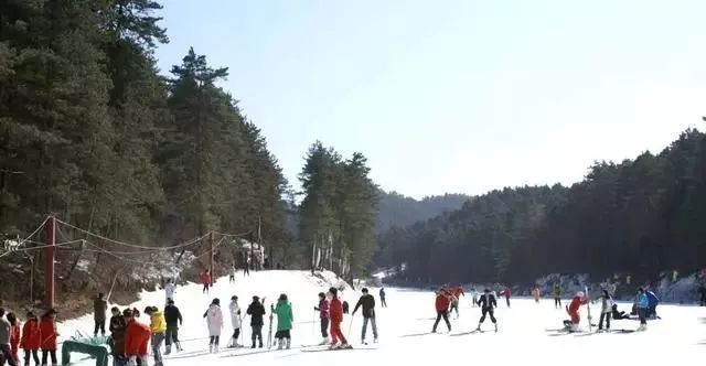 玉华宫滑雪场图片