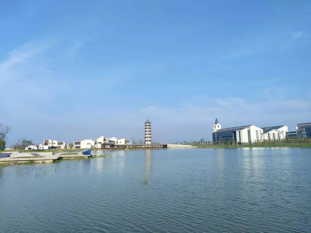 中铁一局承建的浙江水利水电学院南浔校区正式启用