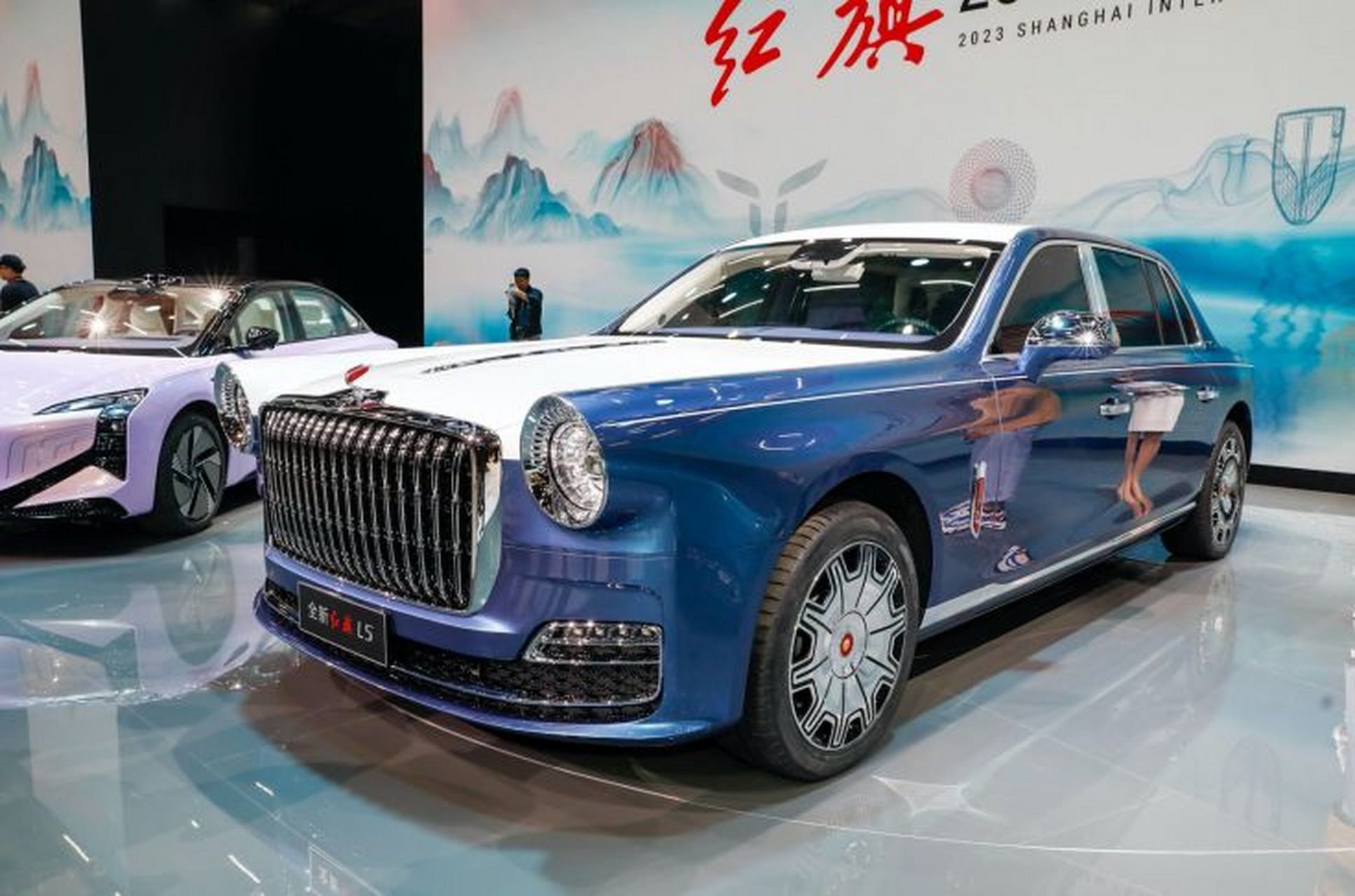 2023上海车展期间,全新一代红旗l5正式亮相.