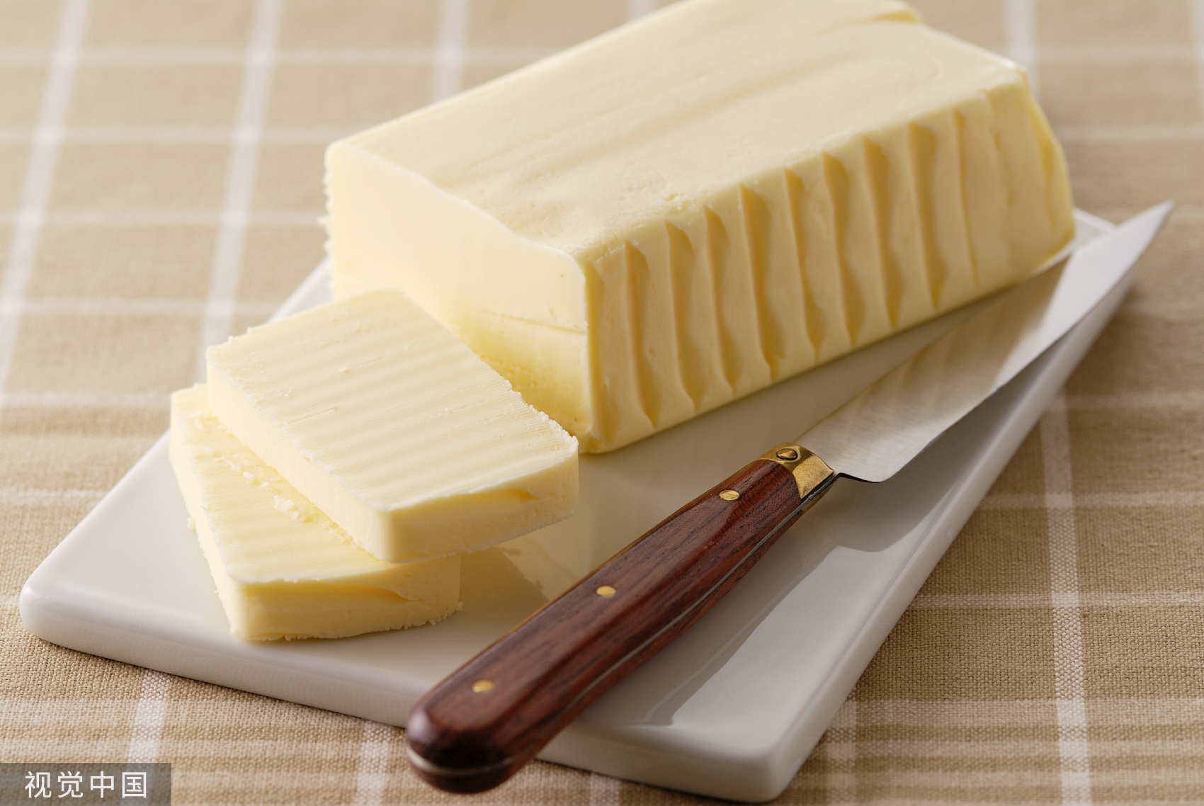 光明植物黄油抽检不合格,此前曾多次陷入"质量门"