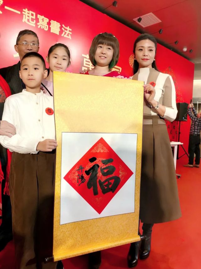 歌唱家李丹阳书法造诣非凡,笔笔气韵灵动,沈鹏大师也赞赏!