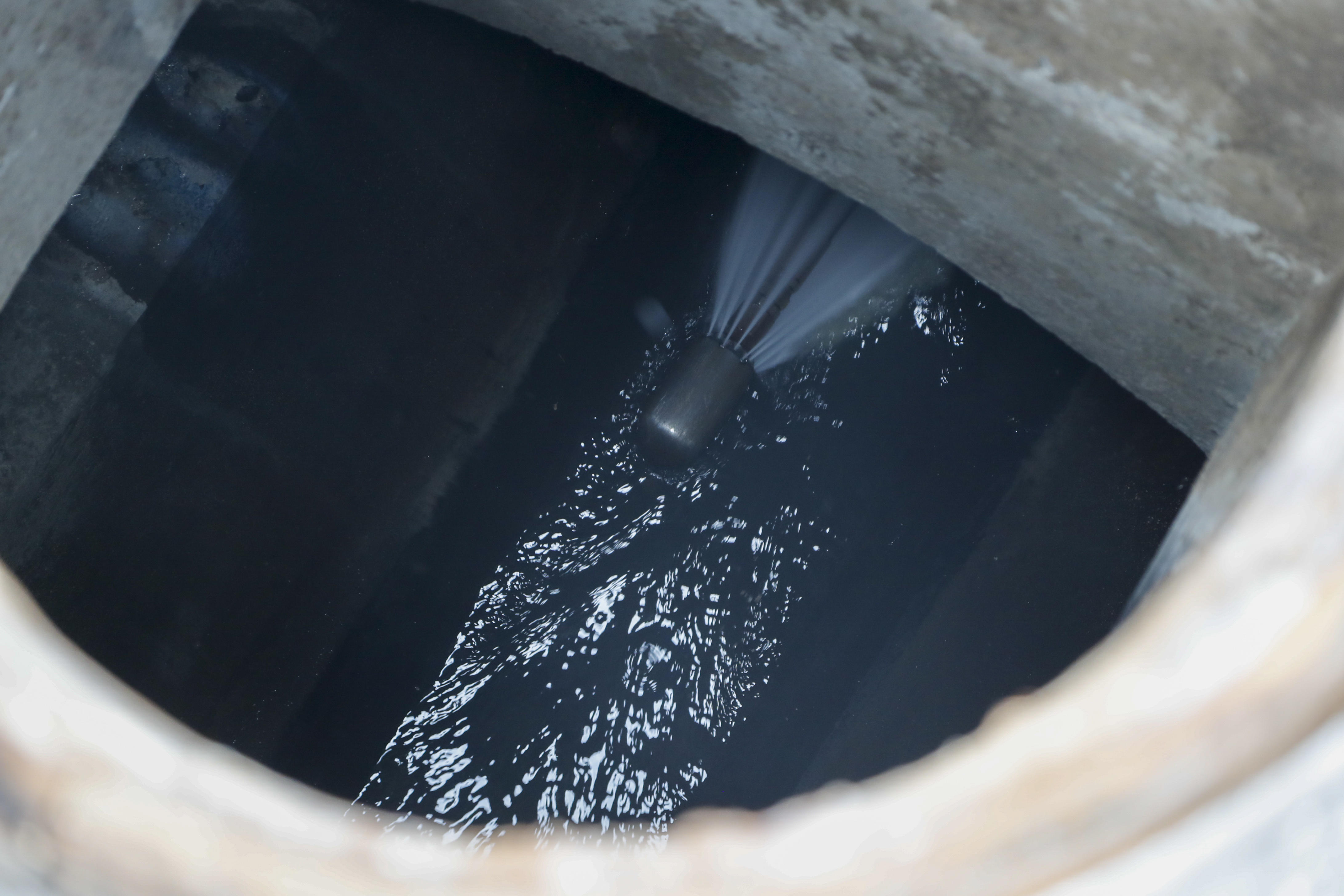 市政养护工,守护城市排水生命线