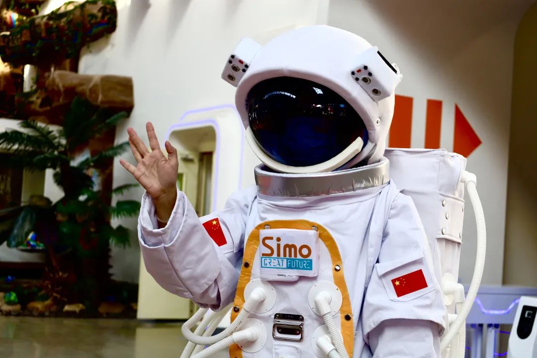 大连:仕茂科技艺术馆向公众开放