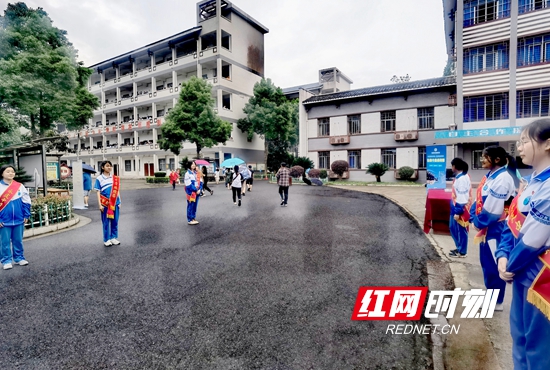 张家界永定中学第五届校园读书节活动圆满落幕