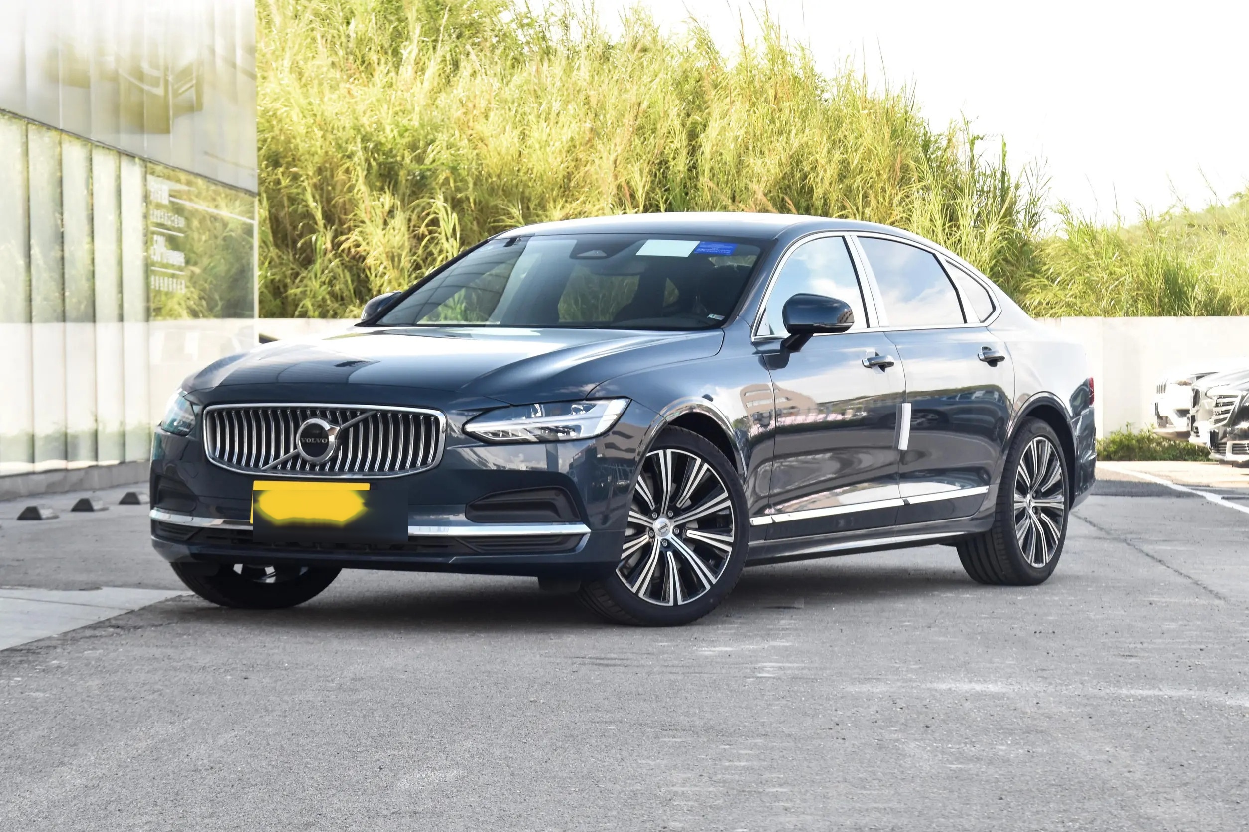 2024款沃尔沃s90上市,售价40.69-50.59万元
