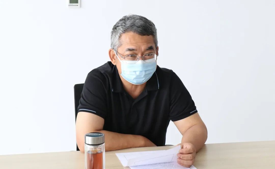 杜建华公开接待群众来访