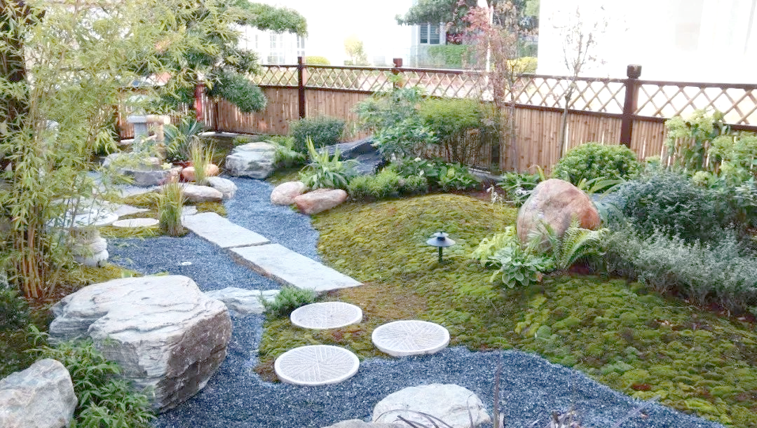 小面积庭院如何打造简洁而精致的日式花园?