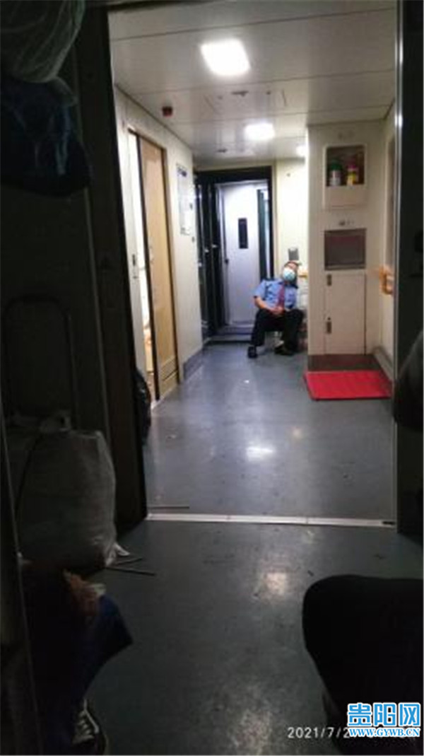 贵州k507次列车今晨平安"回家"