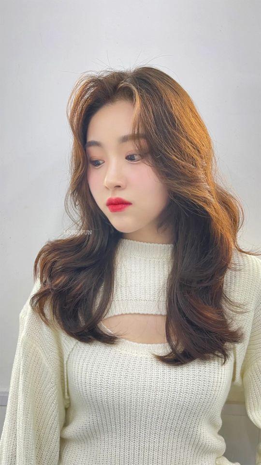 秋冬最火发型韩式塑形烫简单好打理,时尚洋气,减龄